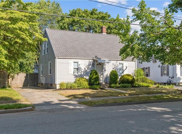 74 Park View Boulevard, Cranston, RI 02910