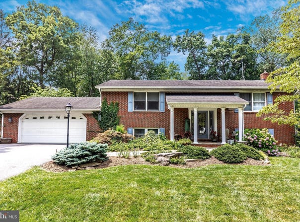 18205 CANDLEWOOD LANE, HAGERSTOWN, MD 21740