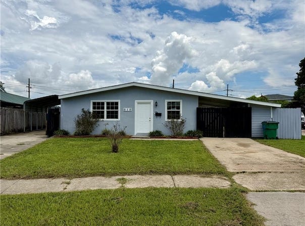515 DIPLOMAT Street, Gretna, LA 70056