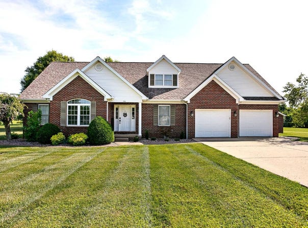 150 Field Crest Avenue, Lebanon, KY 40033
