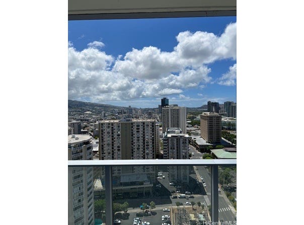 629 Keeaumoku Street, Honolulu, HI 96814