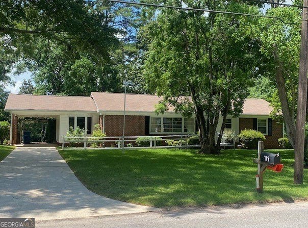 719 N 18th, Lanett, AL 36863