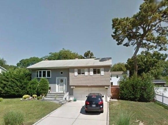 407 Elmwood Street, Islip Terrace, NY 11752