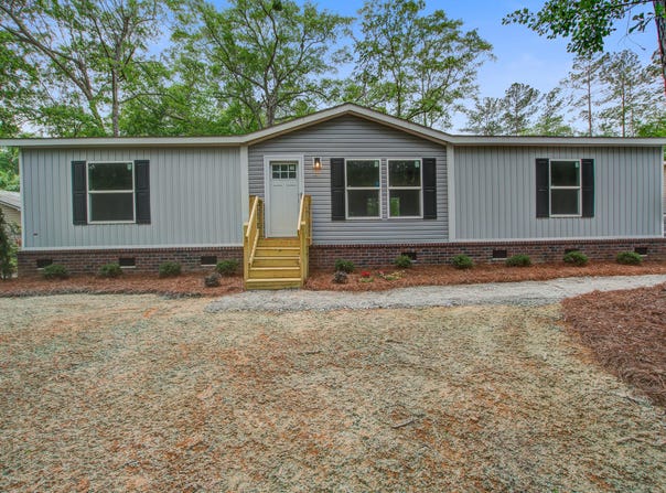 409 Peacock Lane, Summerville, SC 29483