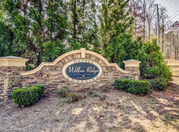 427 Spring Lake, White, GA 30184