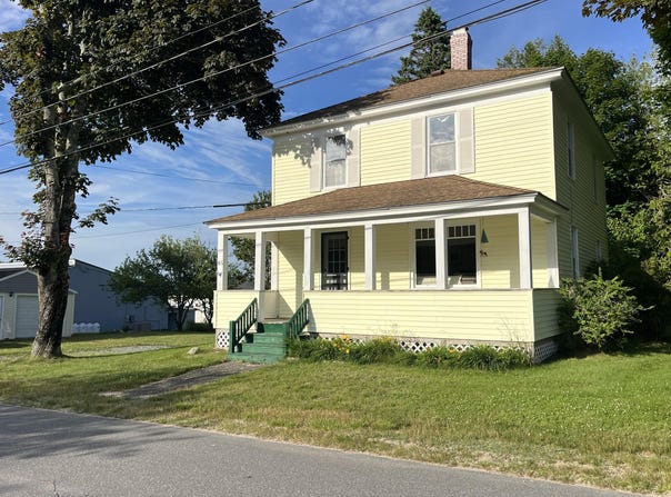 45 Harbor Road, Winter Harbor, ME 04693
