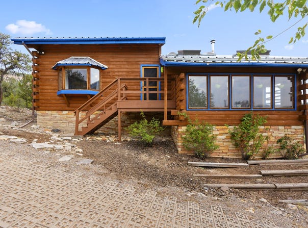 80 El Cerrito Place, Jemez Springs, NM 87025