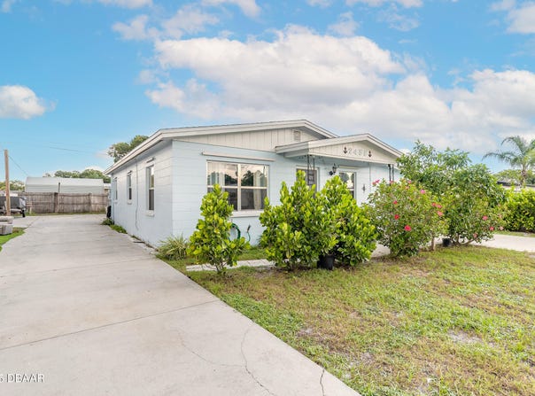 2488 Burns Avenue, Melbourne, FL 32935