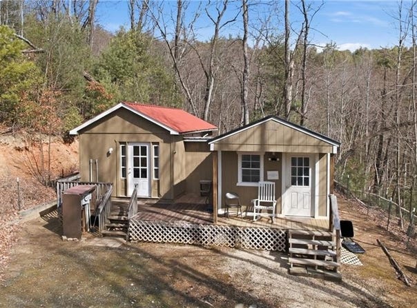 840 Summit Ridge Road, Purlear, NC 28665