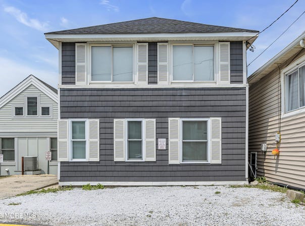 9 Danby Place, Point Pleasant Beach, NJ 08742