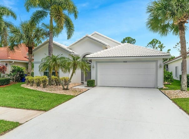 7313 SE Seagate Lane, Stuart, FL 34997