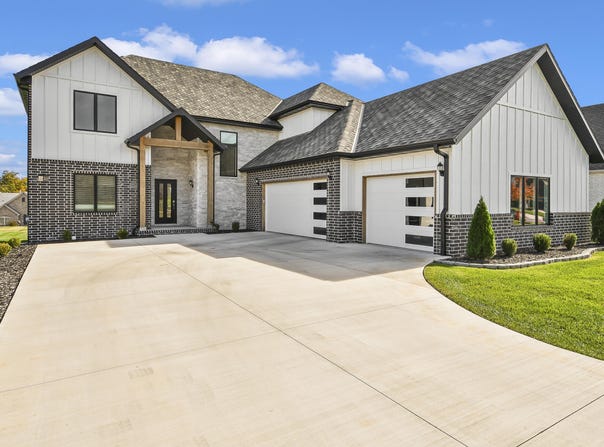 3810 E Cherry Street, Springfield, MO 65809