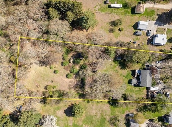 246 Long Highway, Little Compton, RI 02837