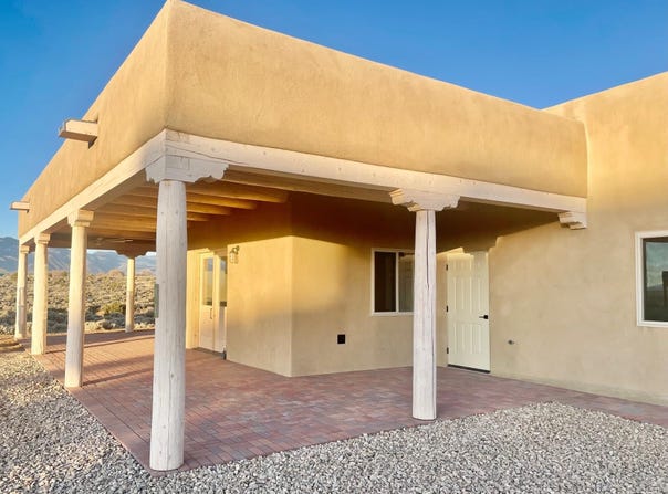 11 Laguardia, Ranchos de Taos, NM 87557