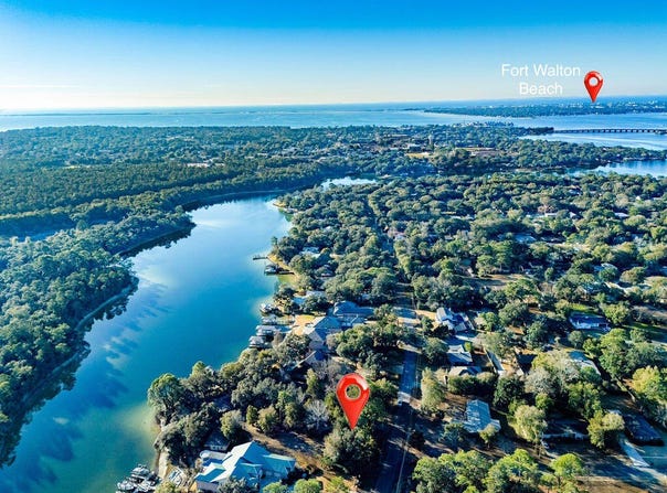 15 Poquito Road, Shalimar, FL 32579