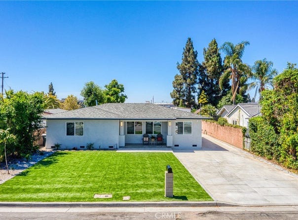 722 W Cully Drive, Orange, CA 92865