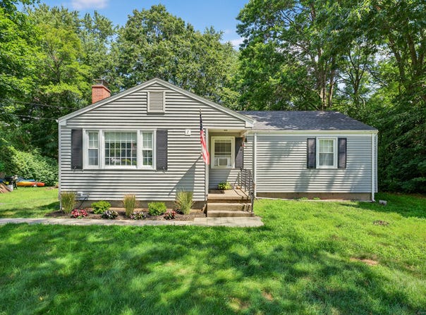 7 Bonnieview Drive, East Granby, CT 06026