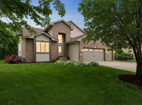 10353 Yates Drive N, Brooklyn Park, MN 55443