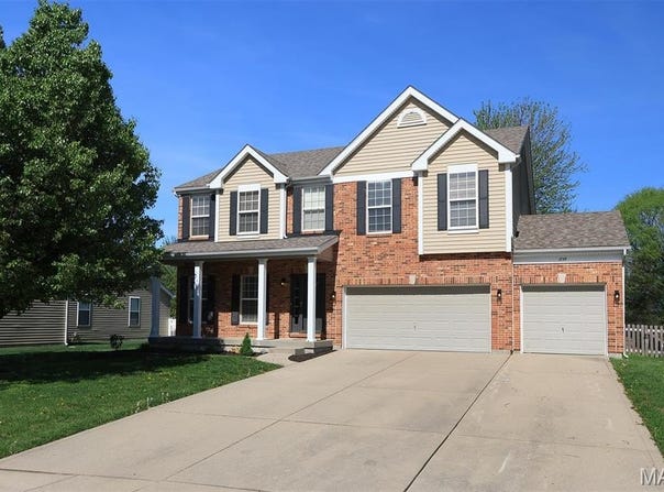 1739 Naughton Way, Swansea, IL 62226