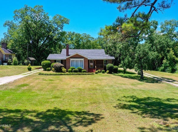 252 S Jackson Street, Grove Hill, AL 36451