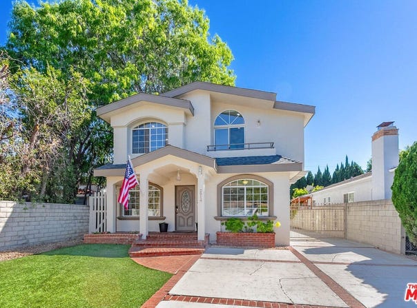 2914 Castle Heights Ave, Los Angeles, CA 90034