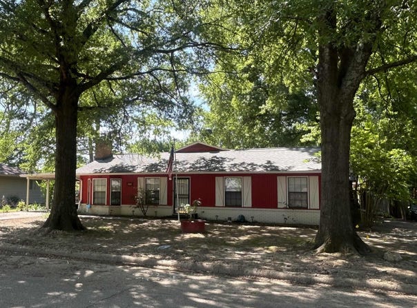 118 E Cloverdale Drive, Brinkley, AR 72021