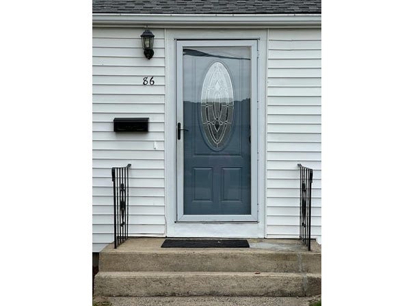 86 Seabrook Road, Hyannis, MA 02601