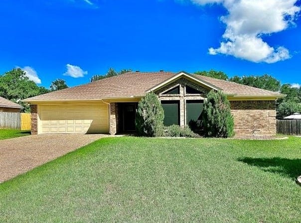 304 Neely Road, Hewitt, TX 76643