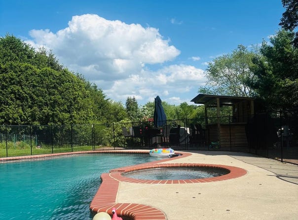 6 VALLEY CIRCLE, DOYLESTOWN, PA 18901