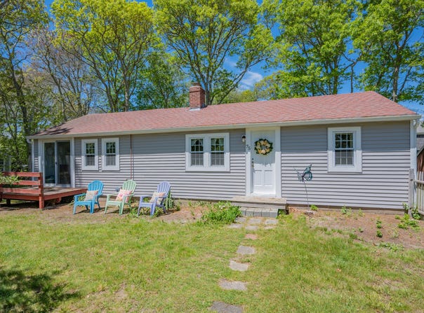 75 Swan Lake Road, West Yarmouth, MA 02673