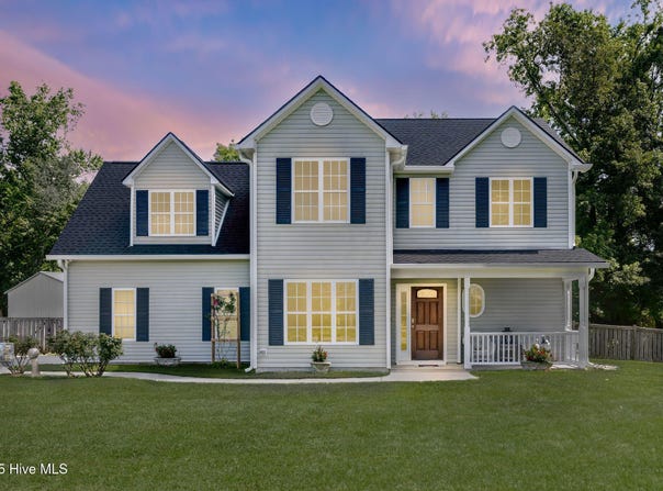161 Bottle Branch Drive, Burgaw, NC 28425