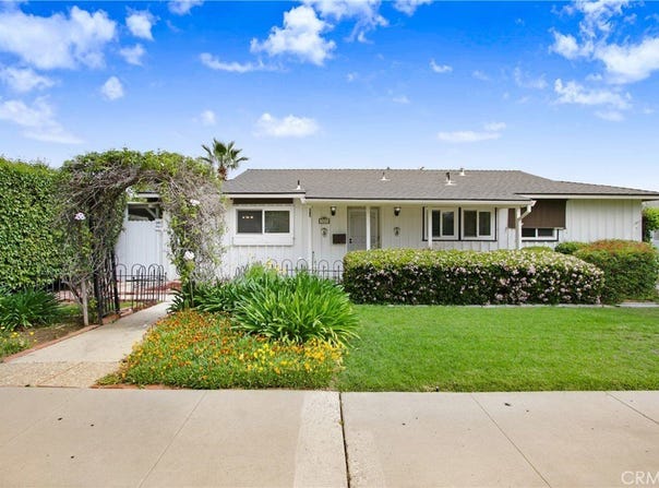 927 Alta Loma Drive, Corona, CA 92882