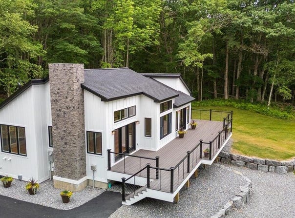 862 W Neck Road, Nobleboro, ME 04555