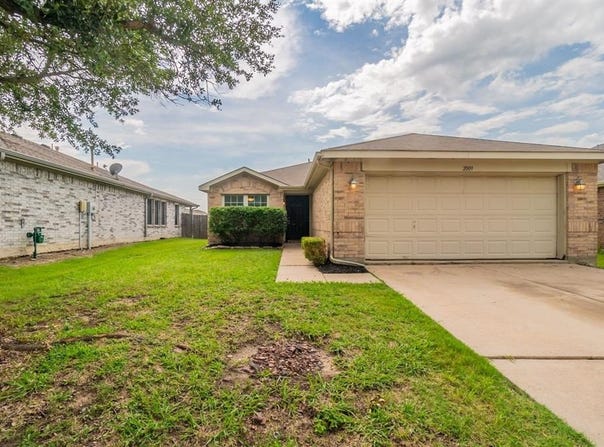 2009 Misty Hollow Court, Forney, TX 75126