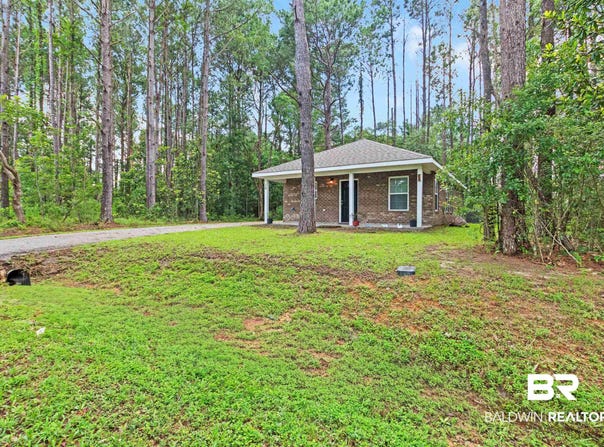 10 Middleton Lane, Atmore, AL 36502