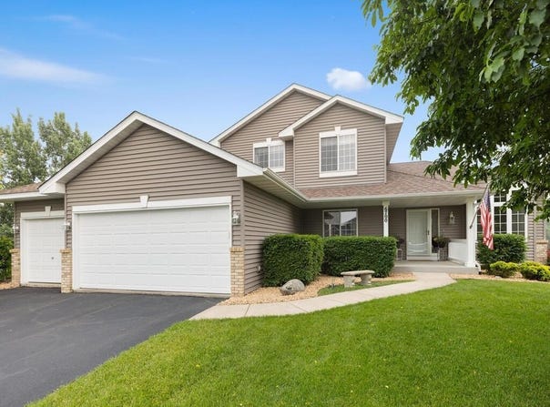 6700 210th Lane Circle N, Forest Lake, MN 55025