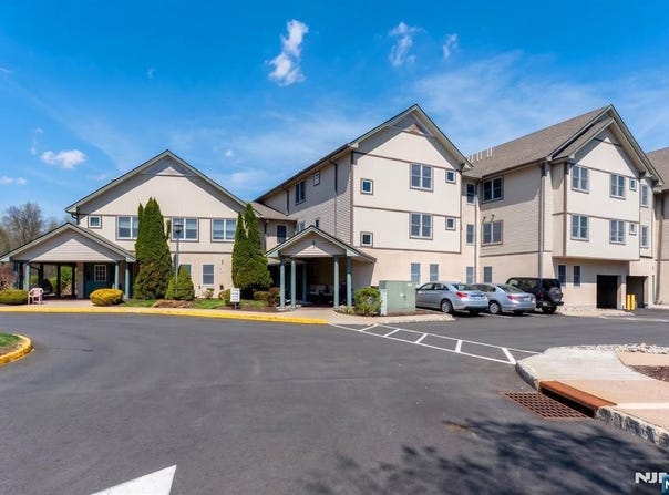 81 Park Edge, Berkeley Heights, NJ 07922