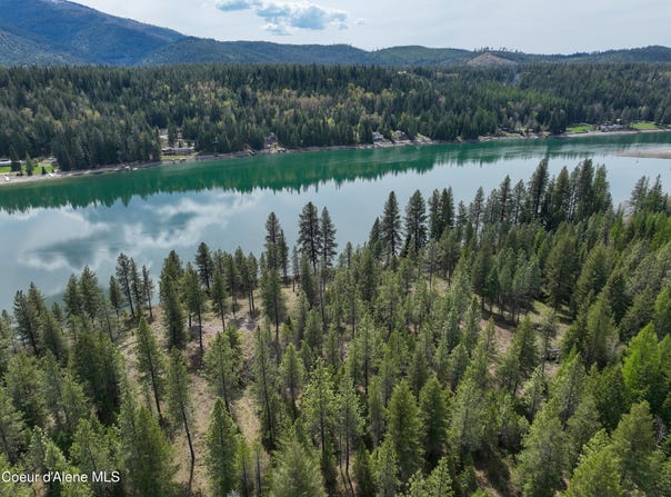 Nka US-2, Priest River, ID 83856