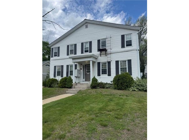 1089 Main Street, Coventry, RI 02816