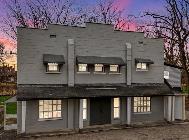 7317 Madison Street, Merrillville, IN 46410