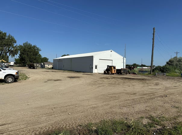 615 East Drive, Aberdeen, SD 57401