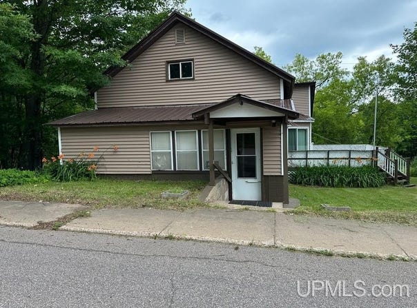 2050 Co Rd AAJ, Champion, MI 49814