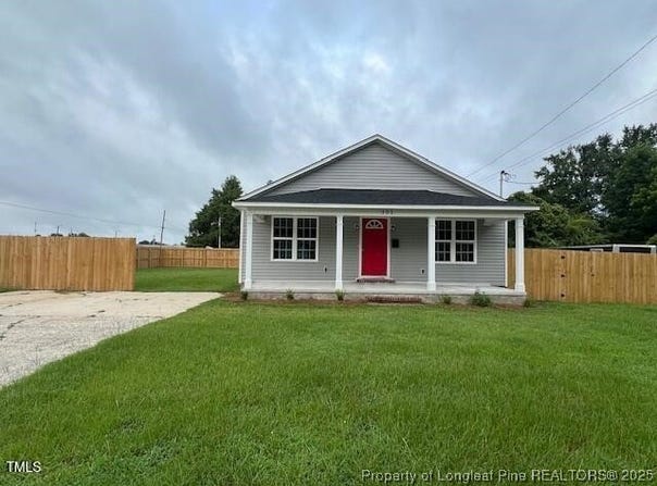 301 W Duke Street, Dunn, NC 28334