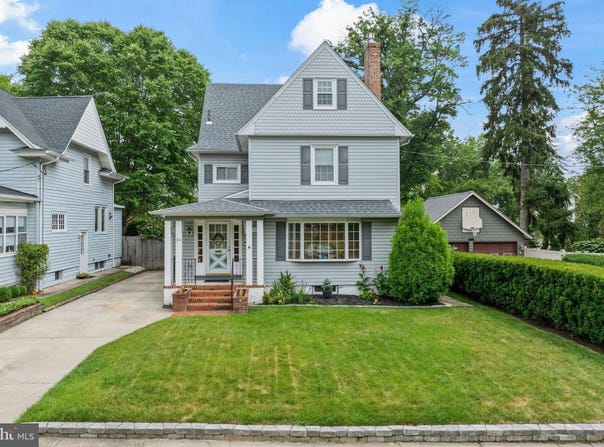 24 S GIRARD STREET, WOODBURY, NJ 08096