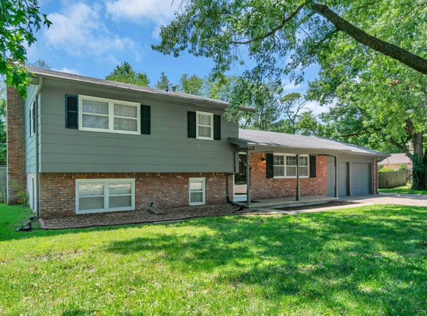 605 Normandy, Newton, KS 67114