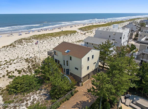 208 E 20th Street, Long Beach Twp, NJ 08008