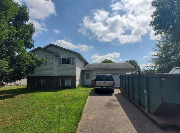2193 Joes Lake Road SE, Cambridge, MN 55008