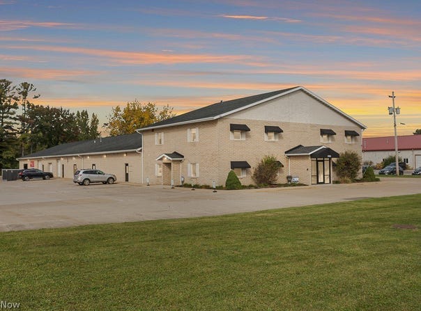 2425 Medina Road, Medina, OH 44256