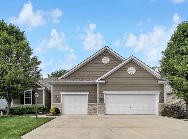 129 Monebrake Drive, Pickerington, OH 43147