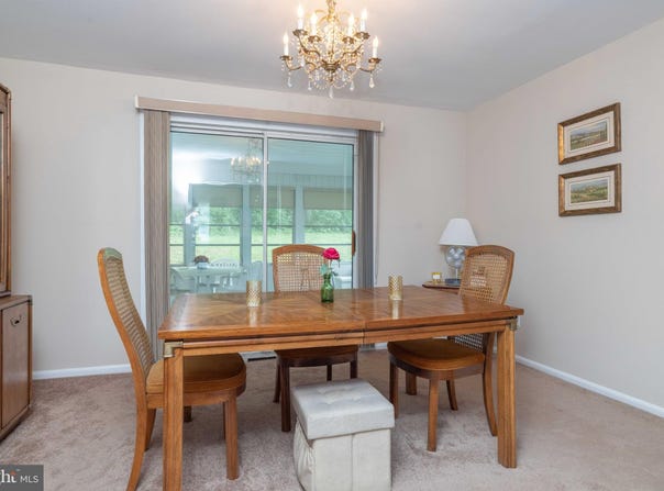 18 DUVALL COURT, WILMINGTON, DE 19808